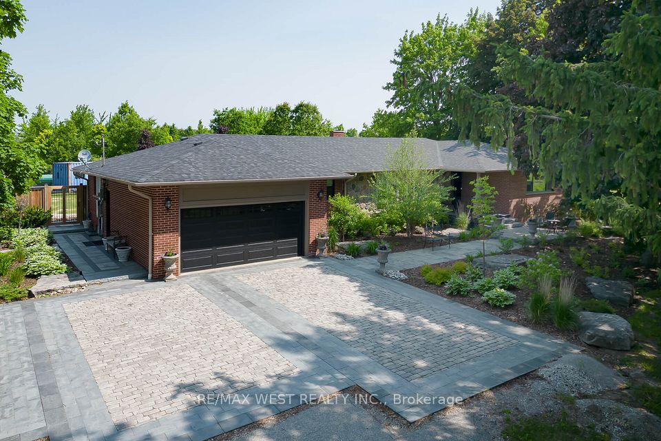 6600 King Vaughan