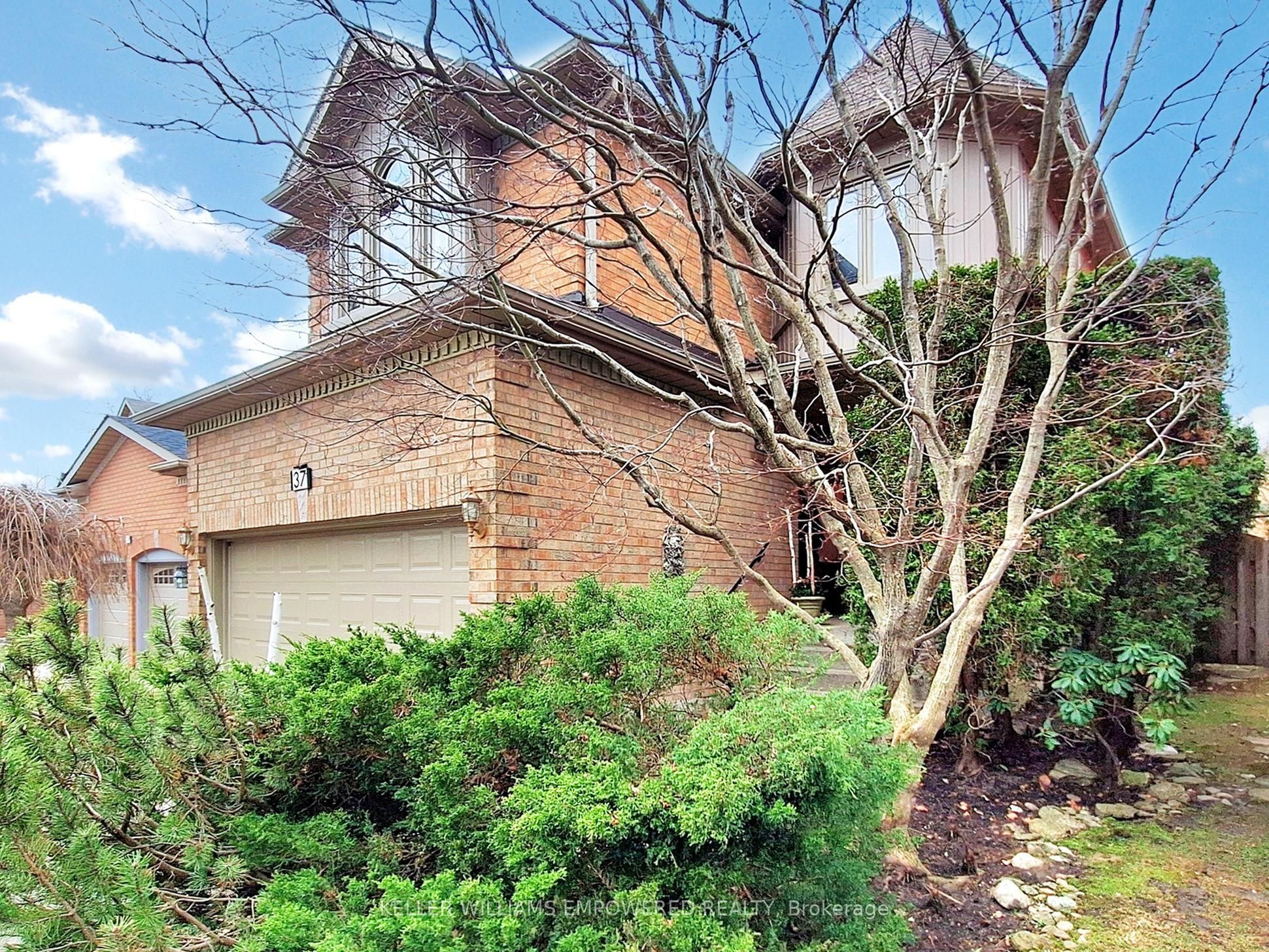 37 Los Alamos Drive, Richmond Hill, ON L4C 0G7
