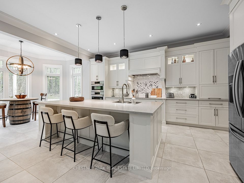 1185 Shoreview Drive, Innisfil, ON L9S 2L5