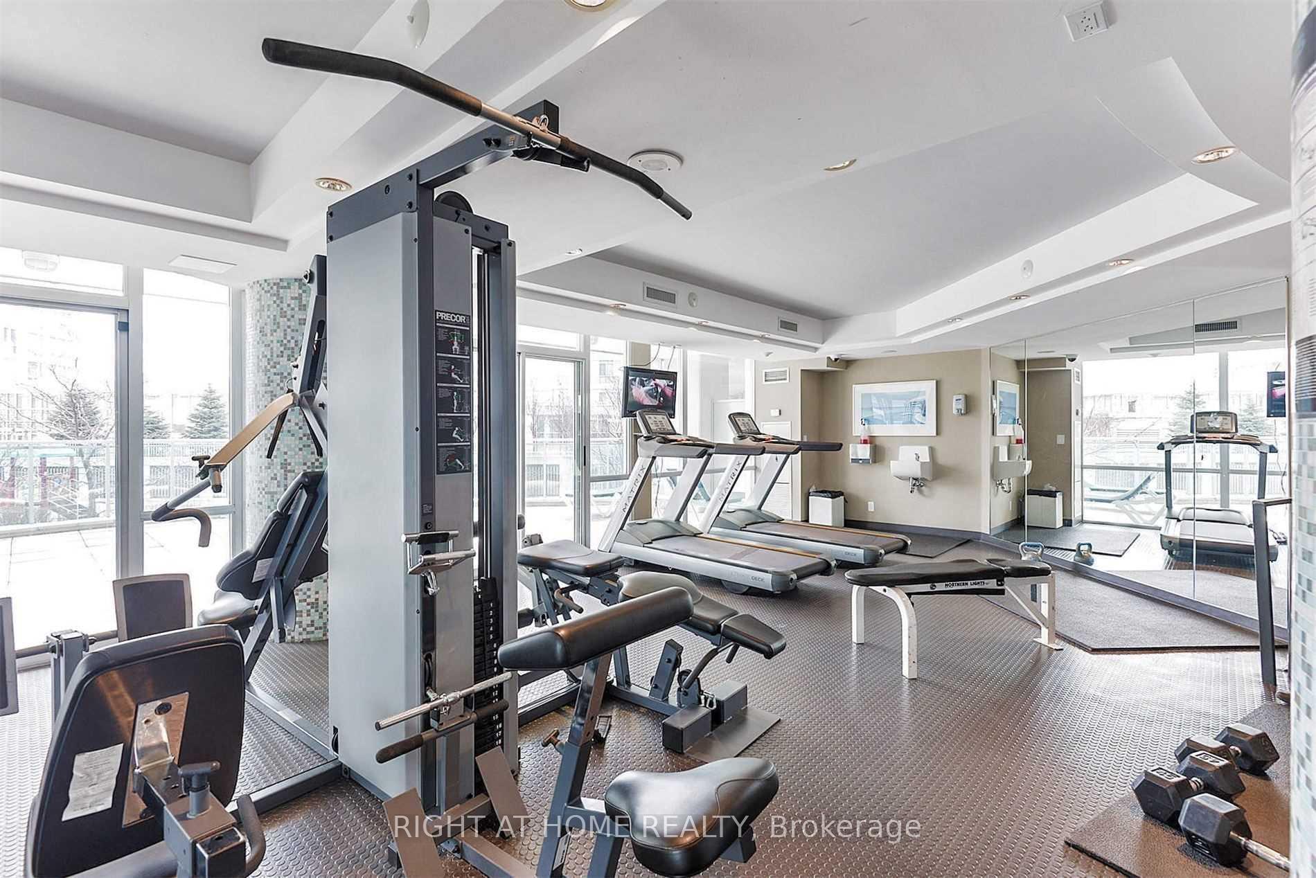 2 Bedrooms Condo at 3939 Duke Of York, Mississauga For sale