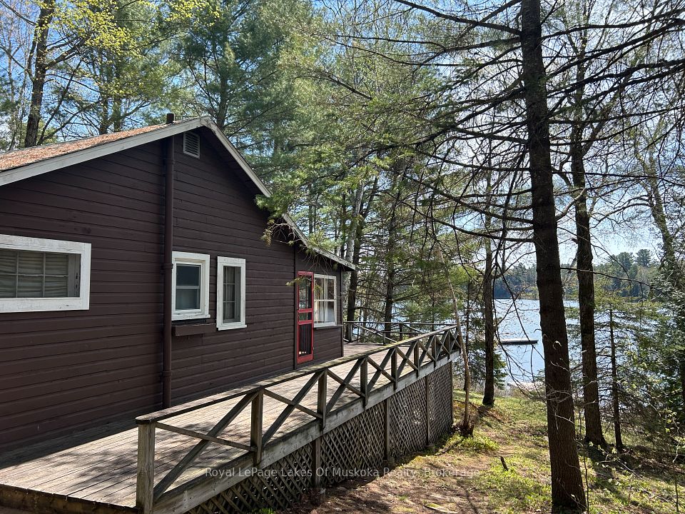 1091 North Tooke Lake