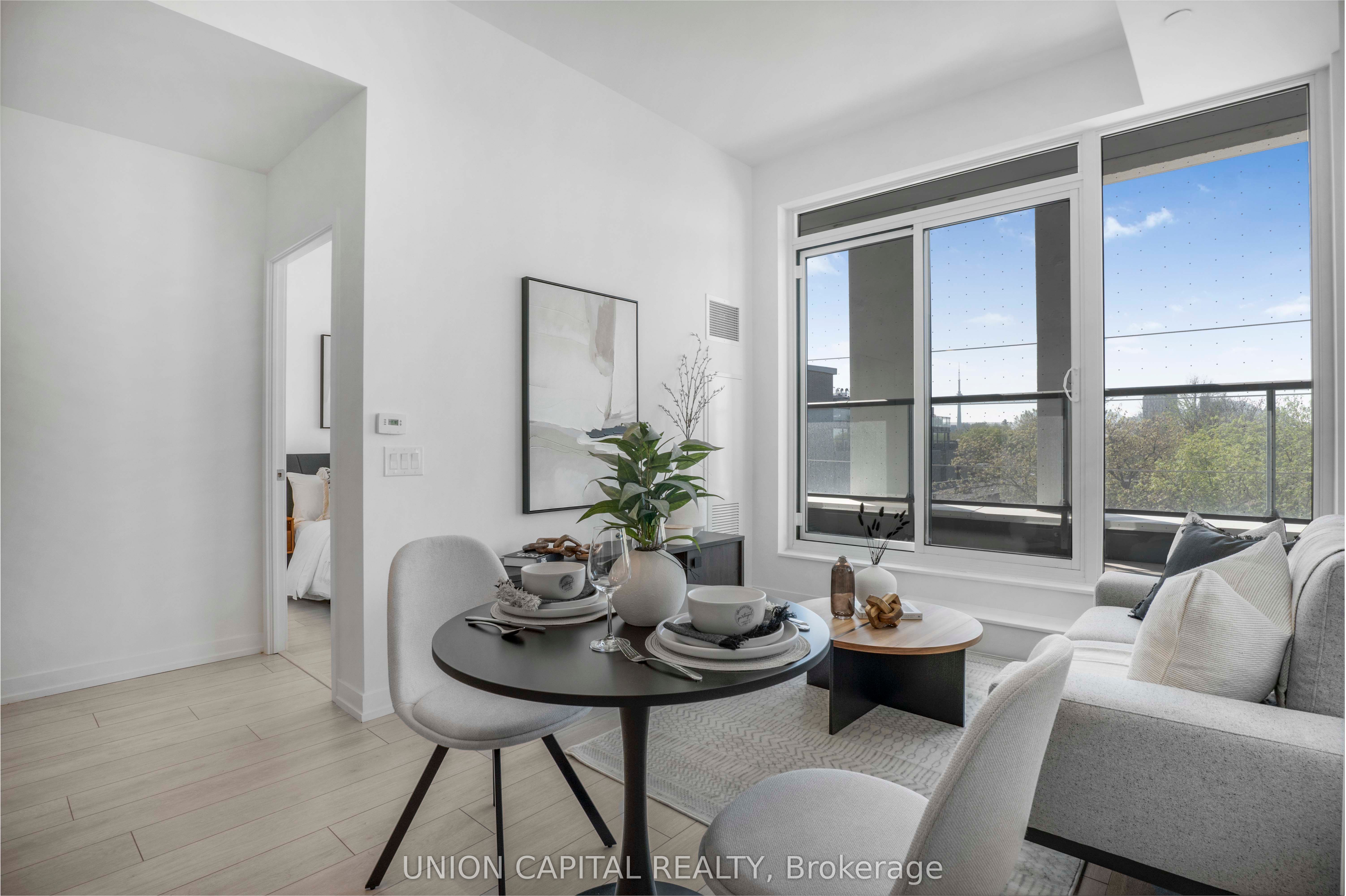 500 Dupont Street, #319