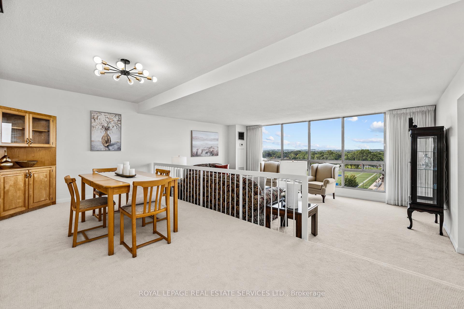 2 Bedrooms Condo at 2185 Marine,  Oakville For sale