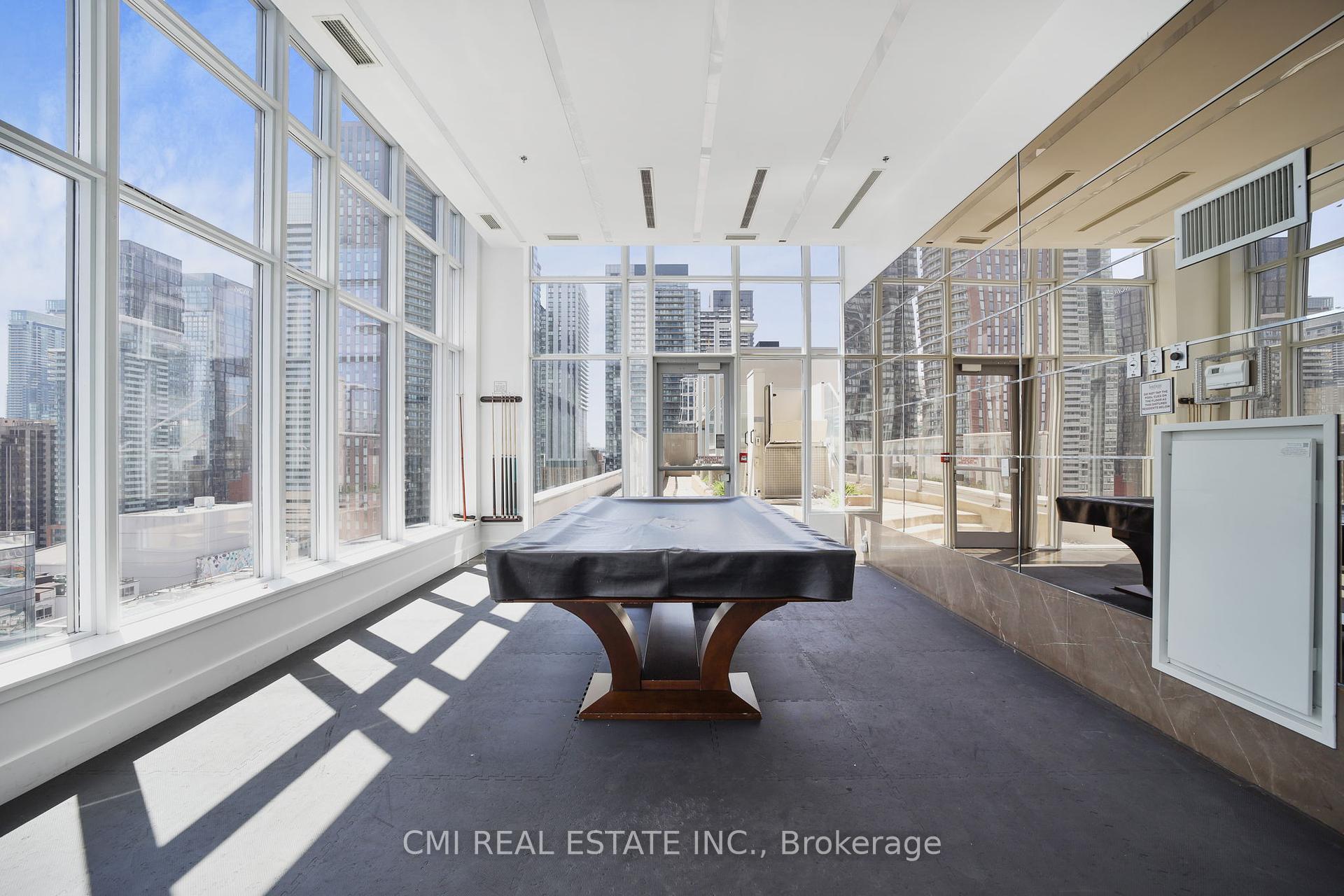 1 Bedroom Condo at 21 Nelson, Toronto For sale