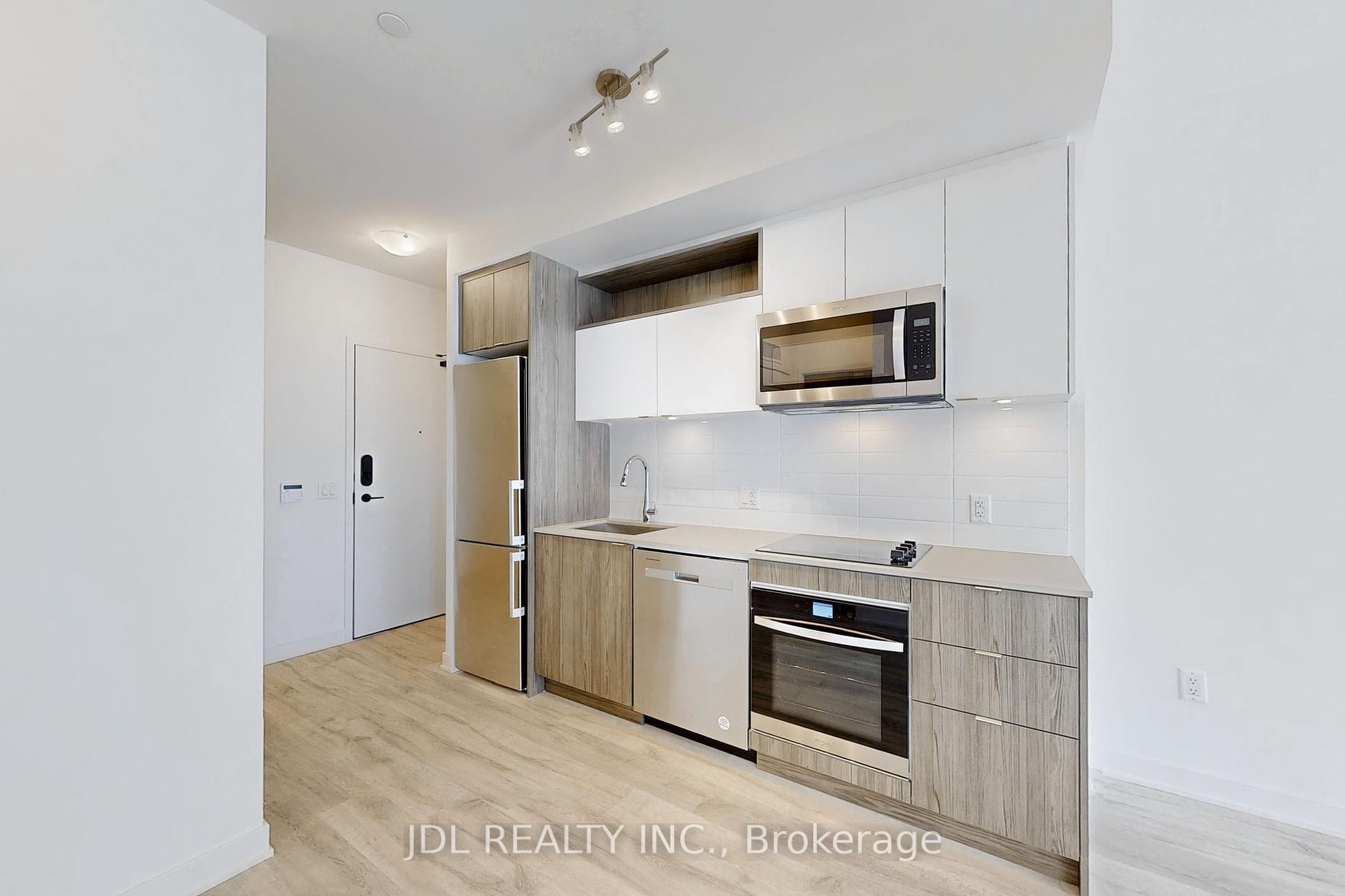2 Bedrooms Condo at 100 Dalhousie, Toronto For sale