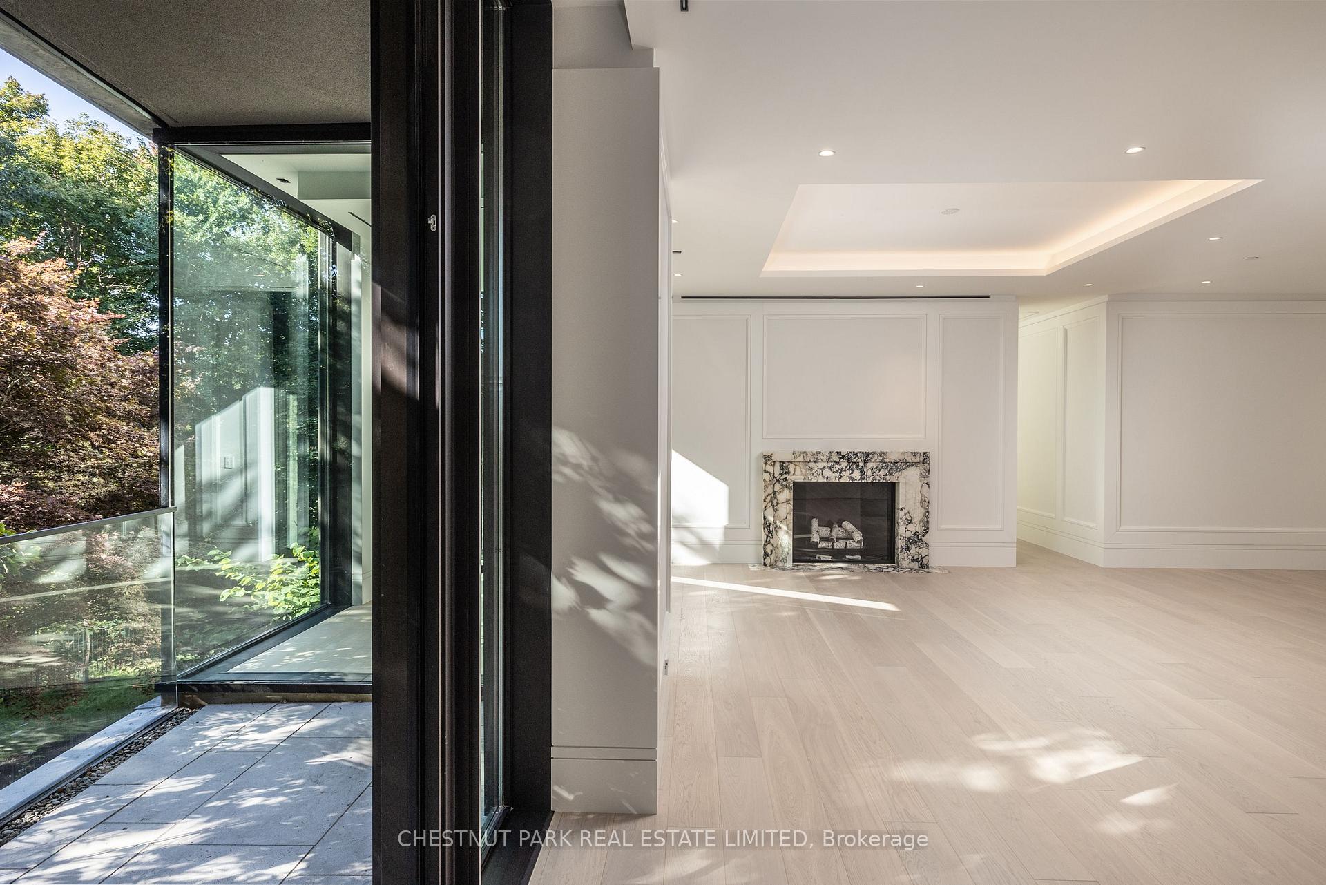 2 Bedrooms Condo at 7 Dale, Toronto For sale