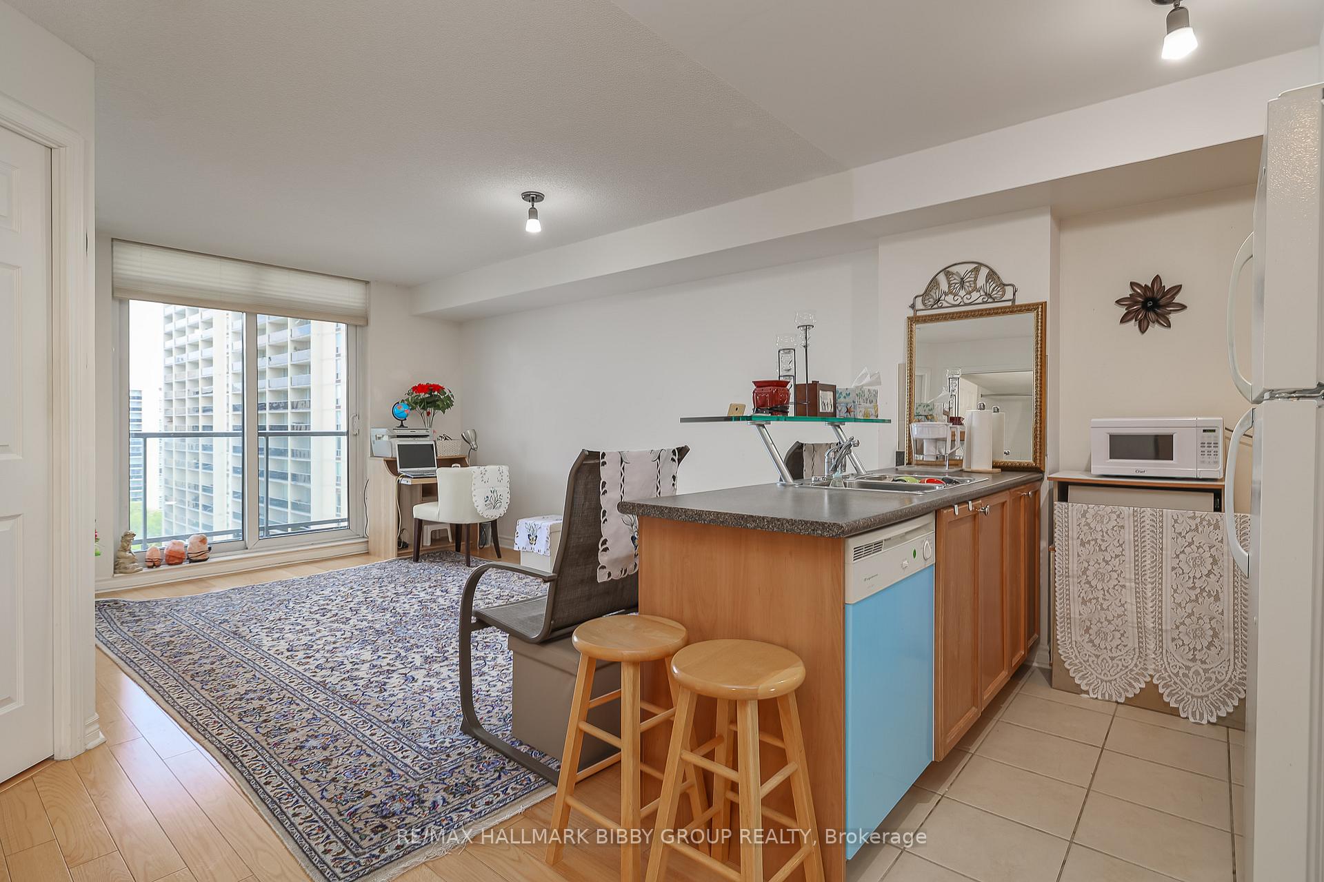 1 Bedroom Condo at 70 High Park, Toronto For sale