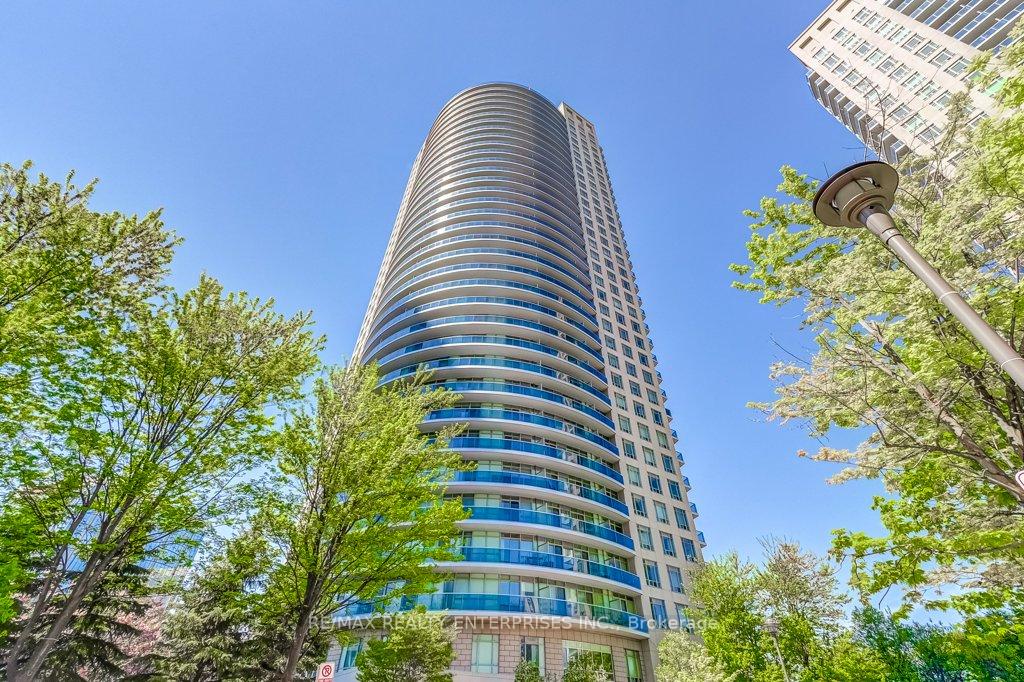 2 Bedrooms Condo at 80 Absolute, Mississauga For sale
