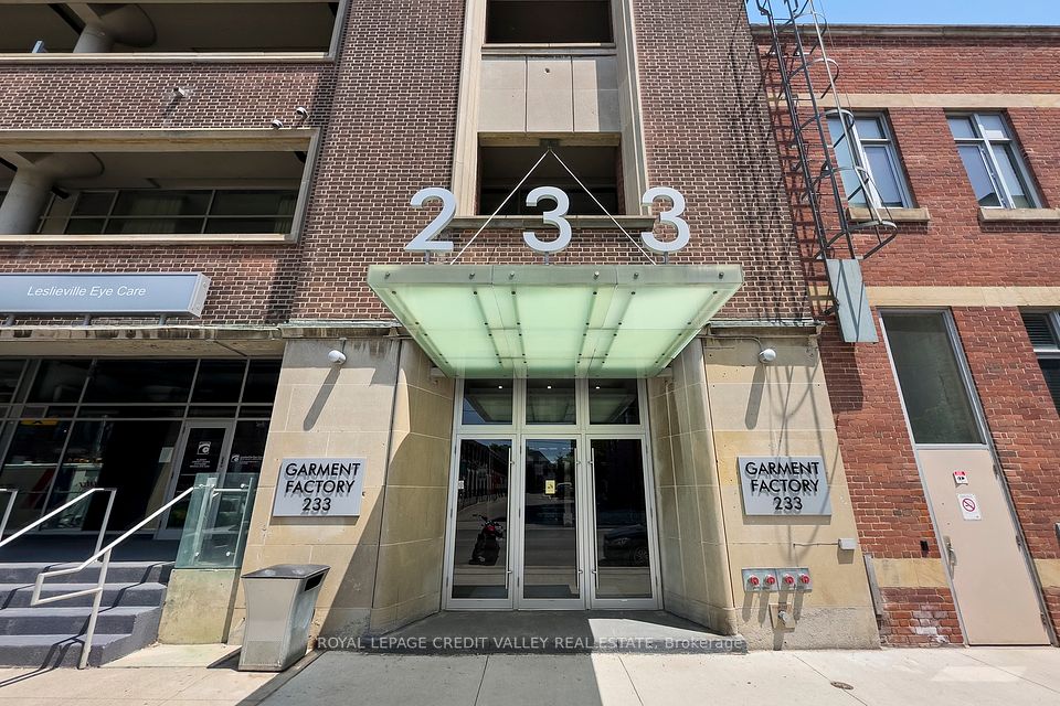 233 Carlaw Avenue