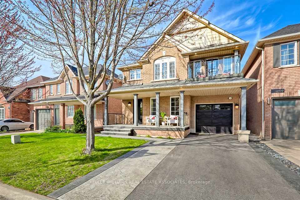 2193 Crestmont