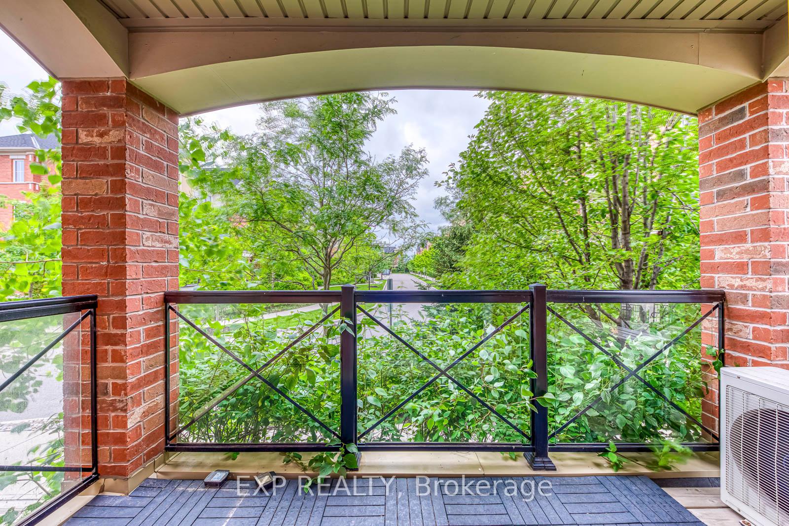 2 Bedrooms Condo at 2484 Post, Oakville For sale