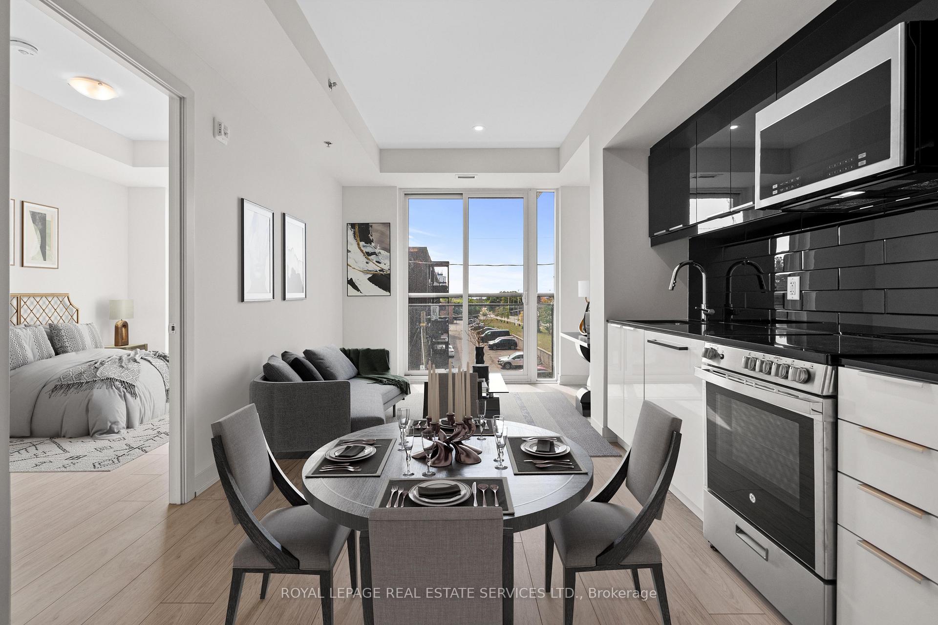 2 Bedrooms Condo at 90 Glen Everest, Toronto For sale