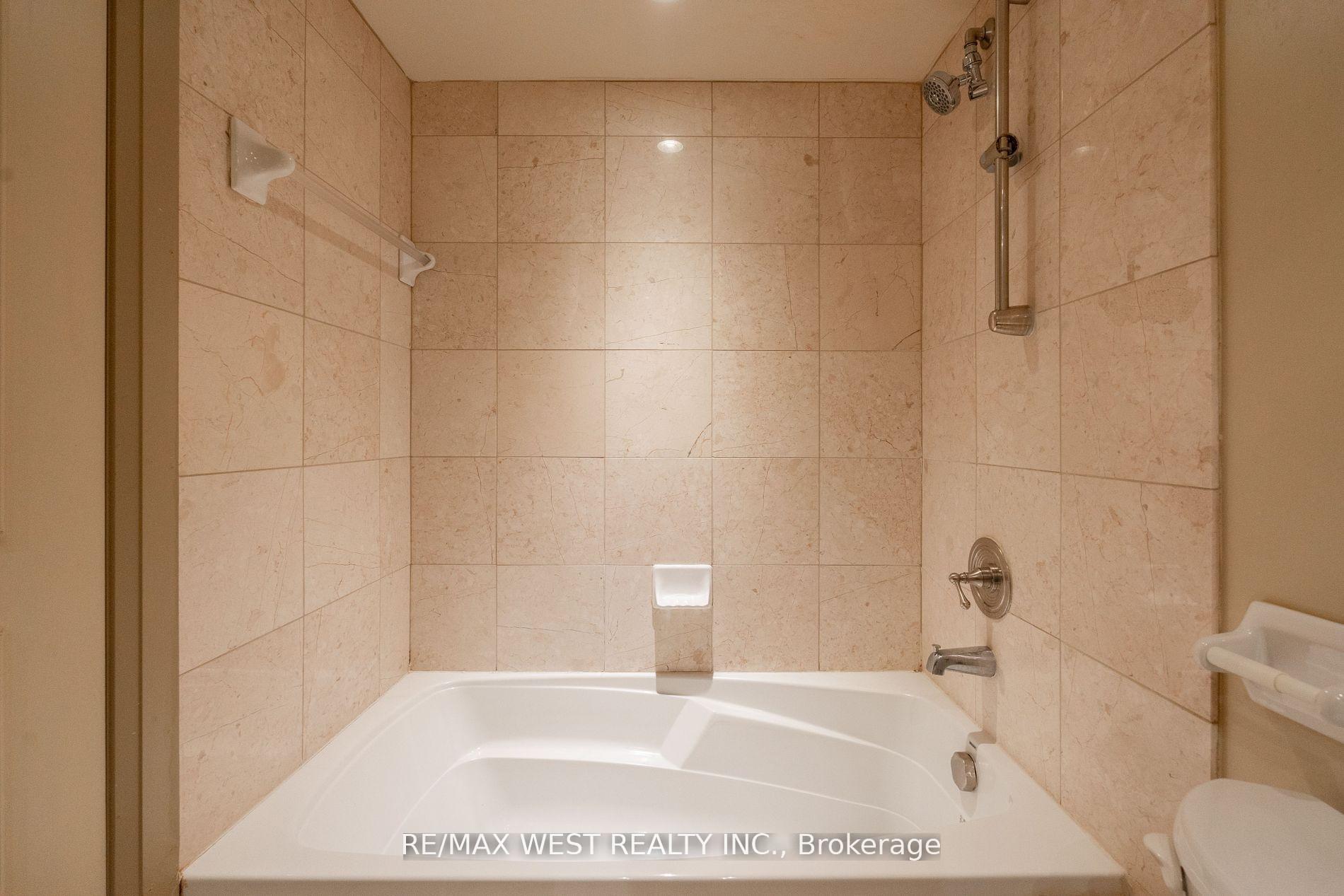 1 Bedroom Condo at 2737 Keele, Toronto For sale