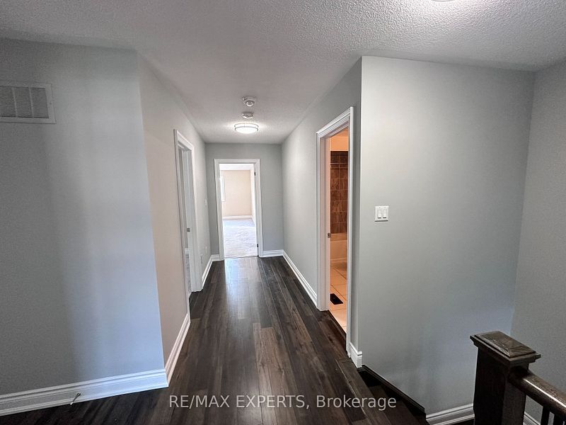 1273 Peelar Crescent