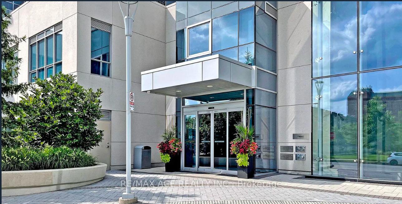 1 Bedroom Condo at 255 Village Green, Toronto For sale