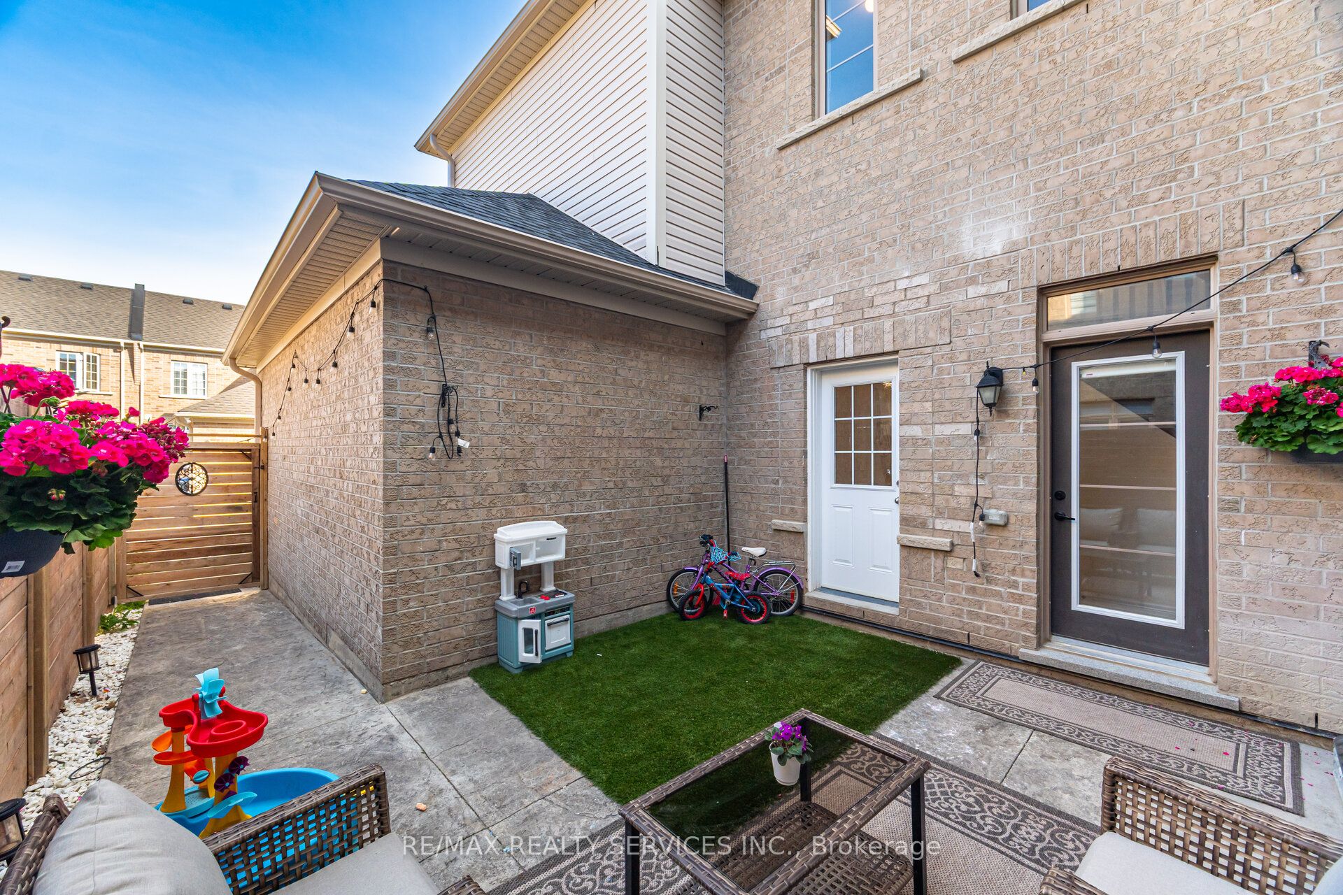 207 Clockwork Drive