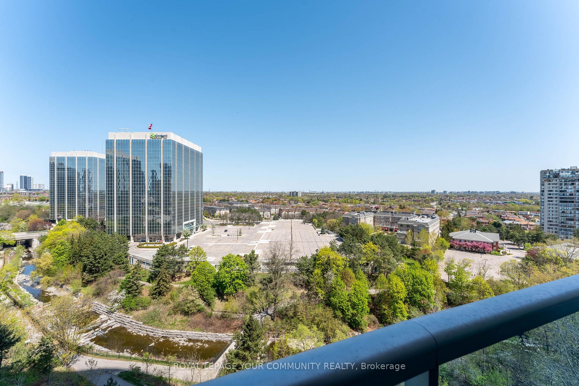 2 Bedrooms Condo at 80 Absolute, Mississauga For sale