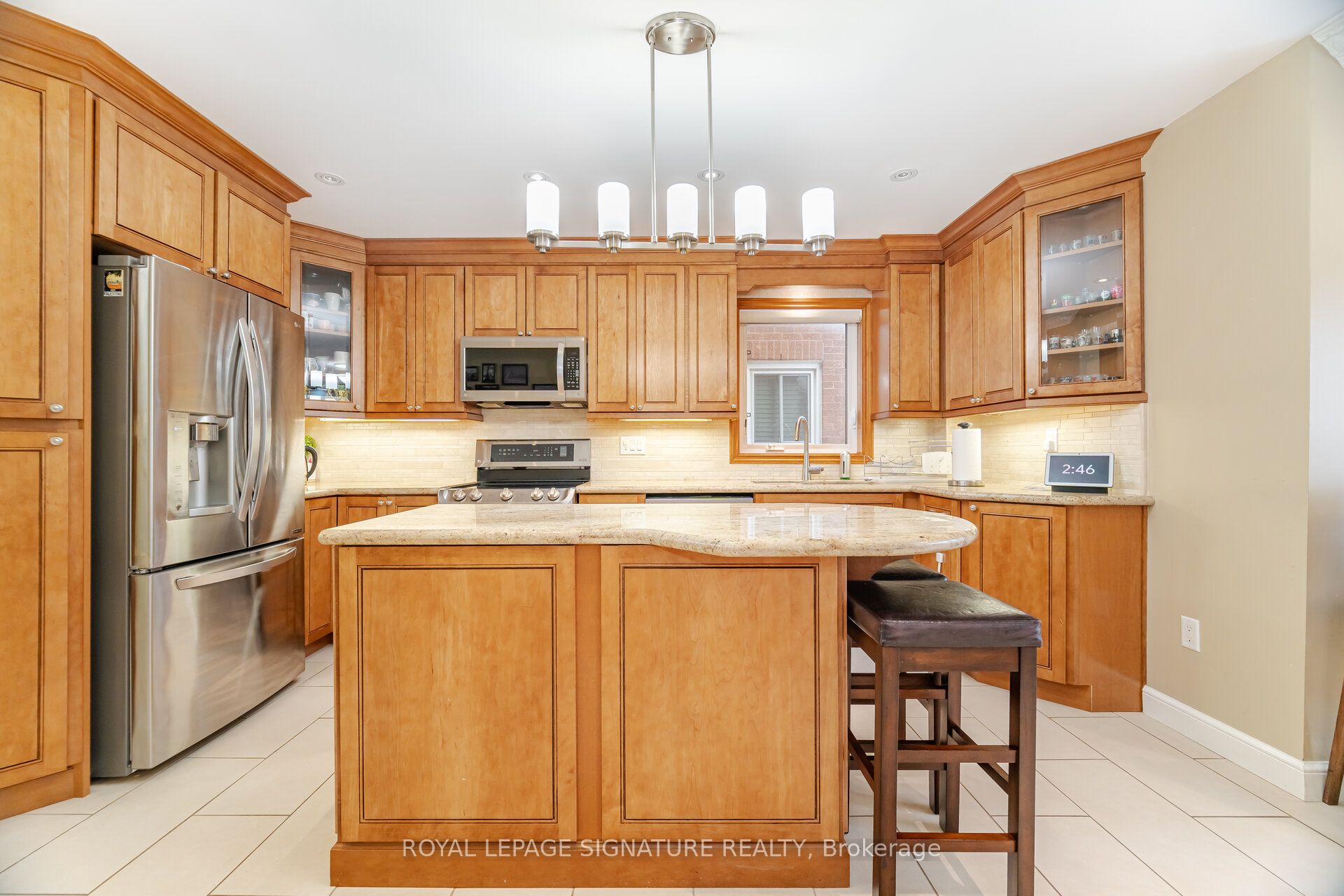 4426 Weeping Willow Drive, Mississauga, ON L5V 1J9
