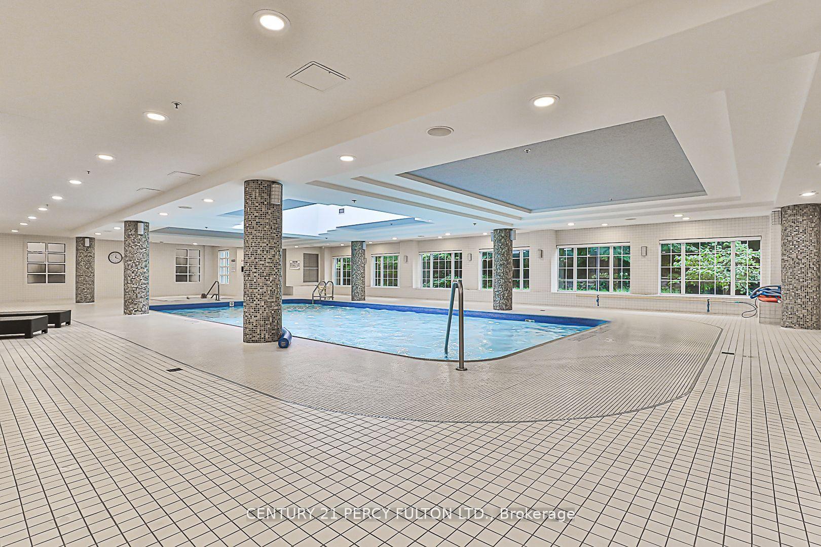 3 Bedrooms Condo at 10 Bloorview,  Toronto For sale