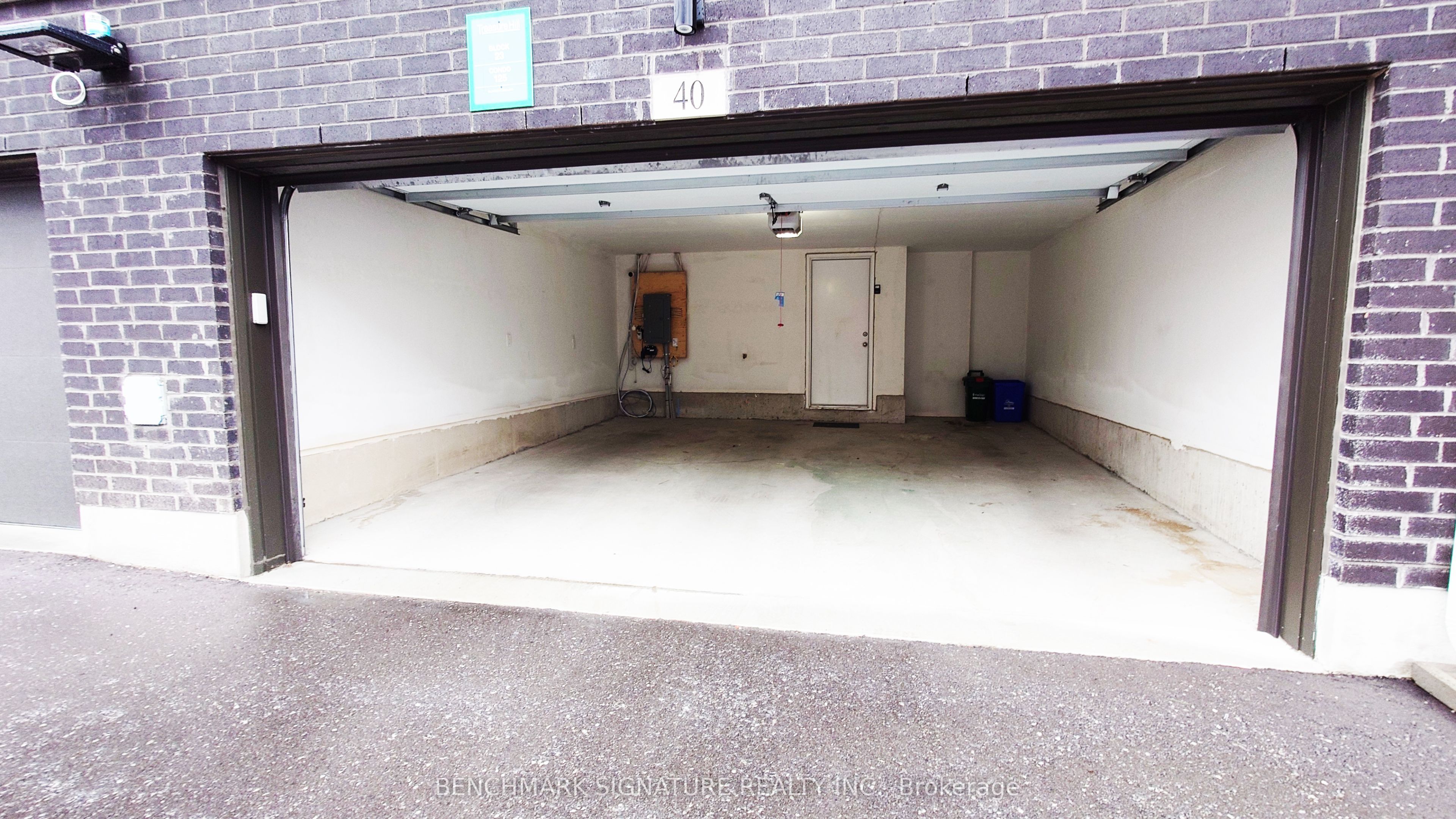 40 James Noble Lane