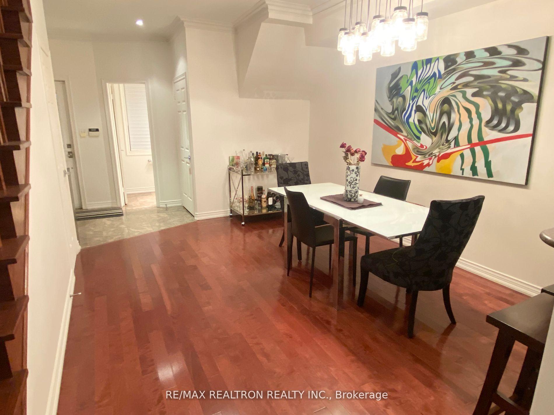 2 Bedrooms Condo at 645 Davenport, Toronto For sale