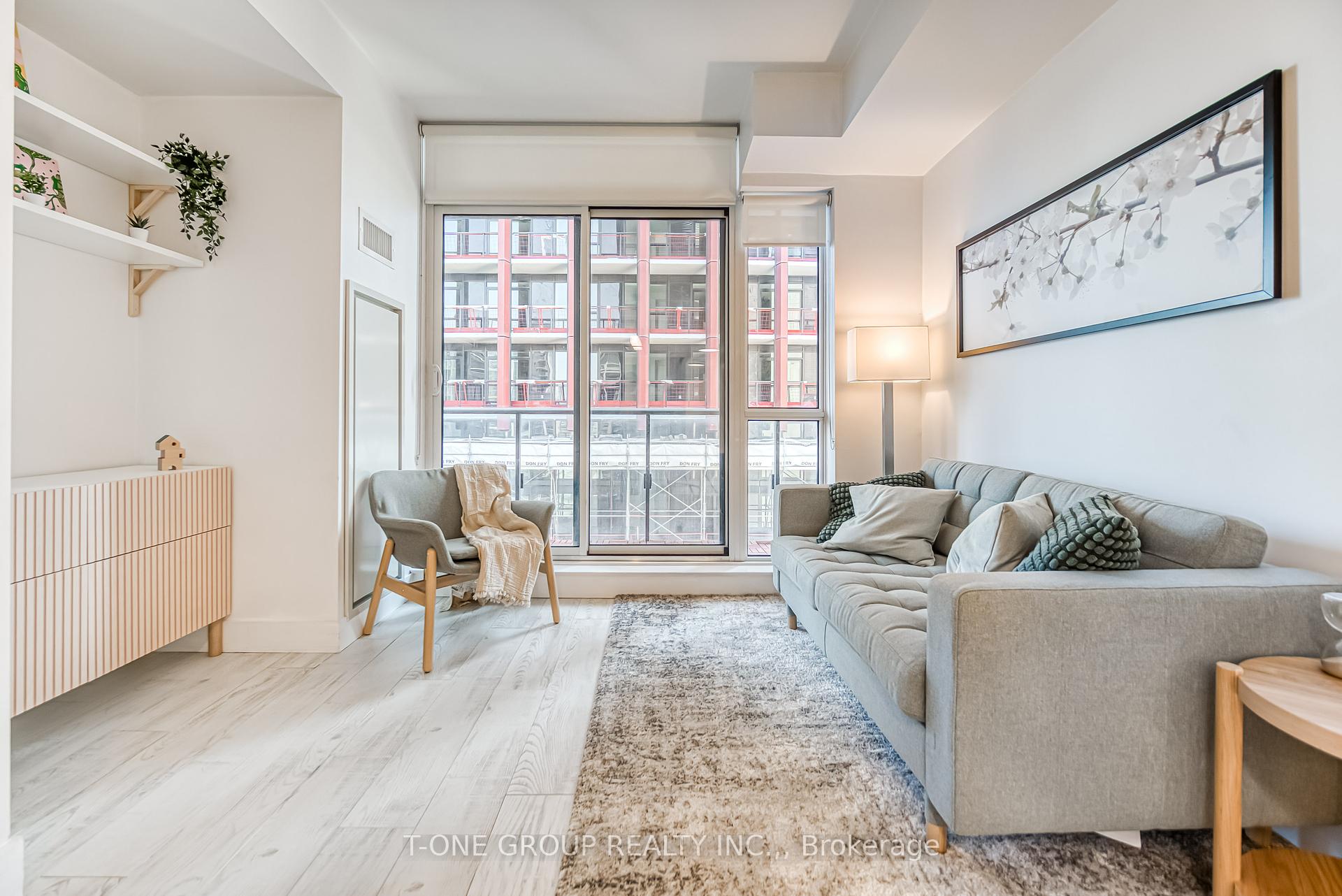 1 Bedroom Condo at 39 Sherbourne, Toronto For sale
