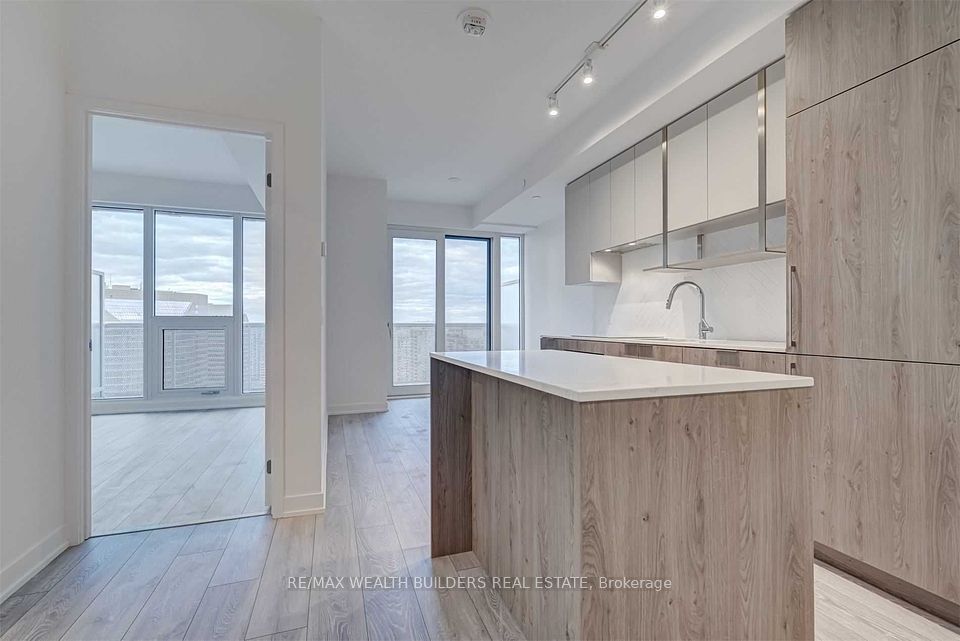 15 Holmes Avenue