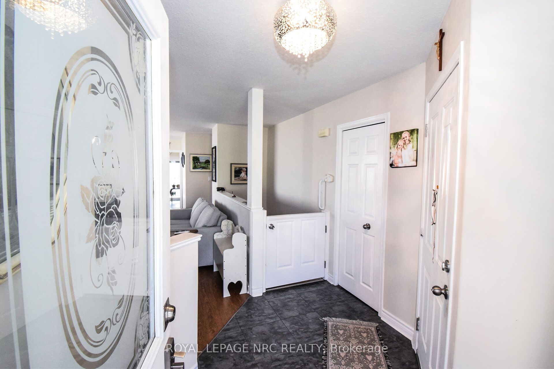 330 Autumn Crescent, Welland, ON L3C 7K1