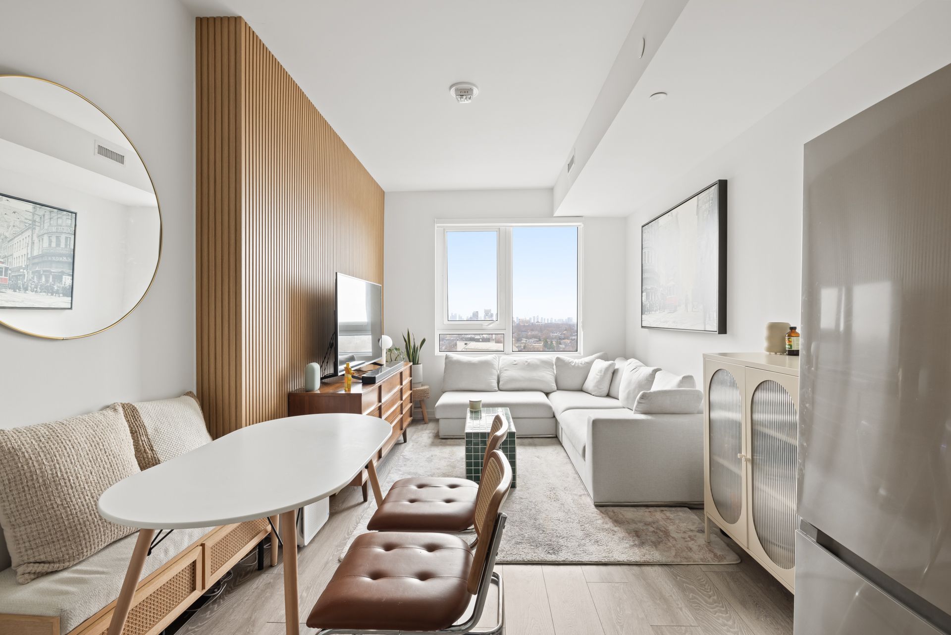 2020 Bathurst Street 1602