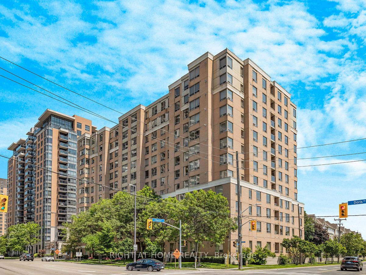3 Bedrooms Condo at 88 Grandview,  Toronto For sale