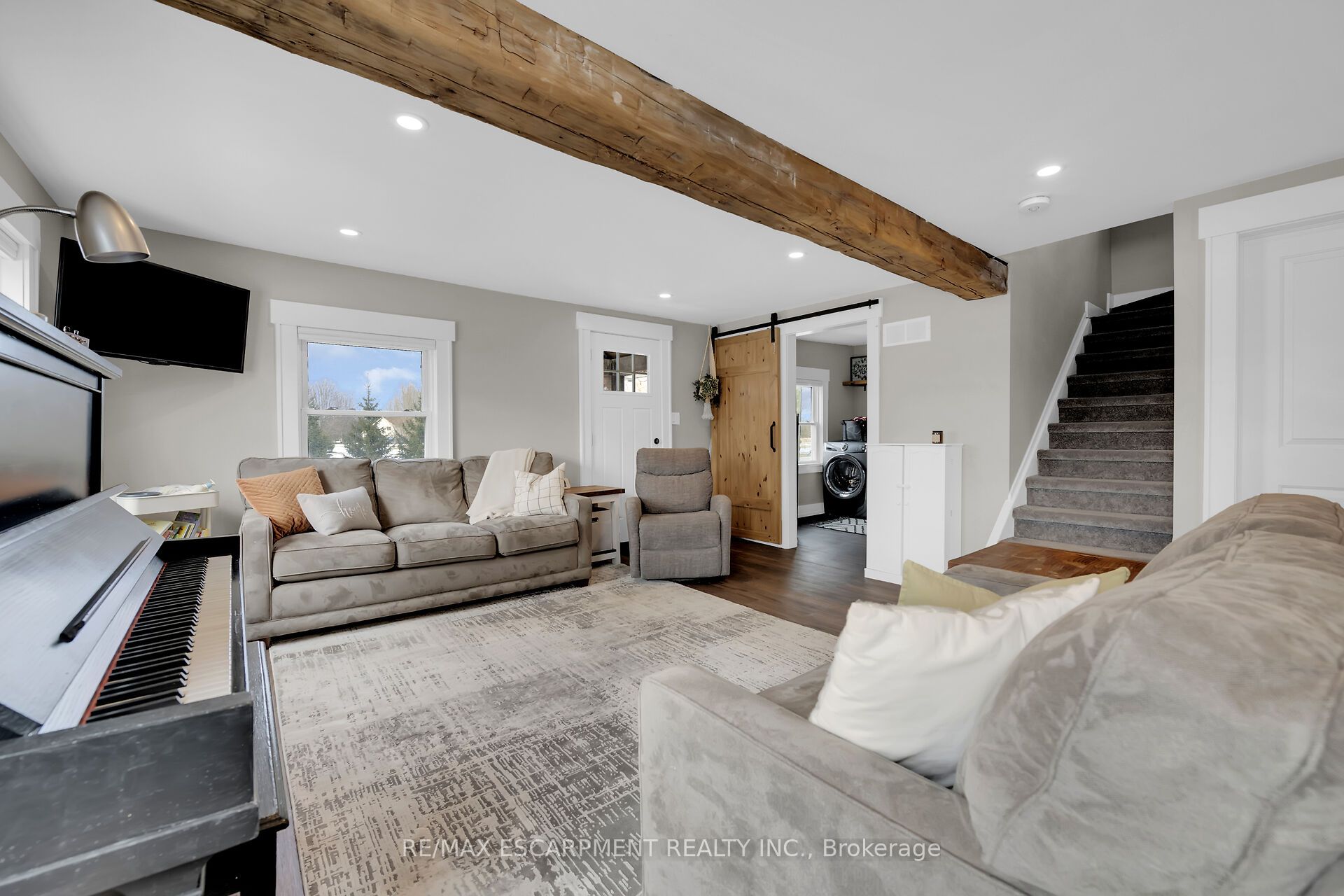 5324 Canborough Road
