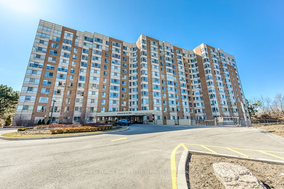 1485 Lakeshore
