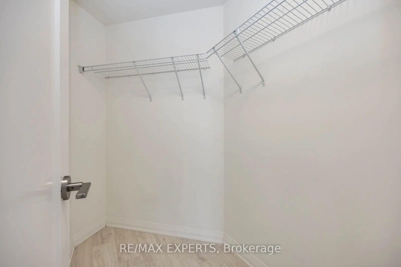 2 Bedrooms Condo at 9000 Jane, Vaughan For sale