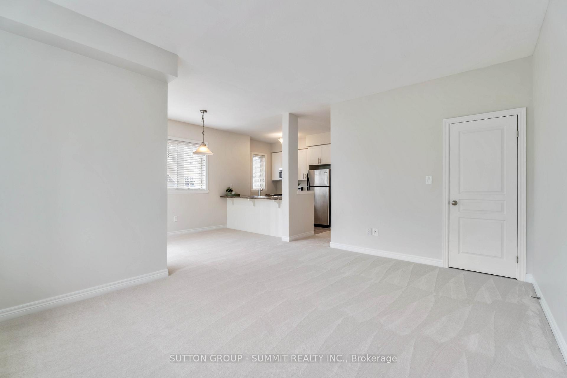 3 Bedrooms Condo at 337 Beach, Hamilton For sale