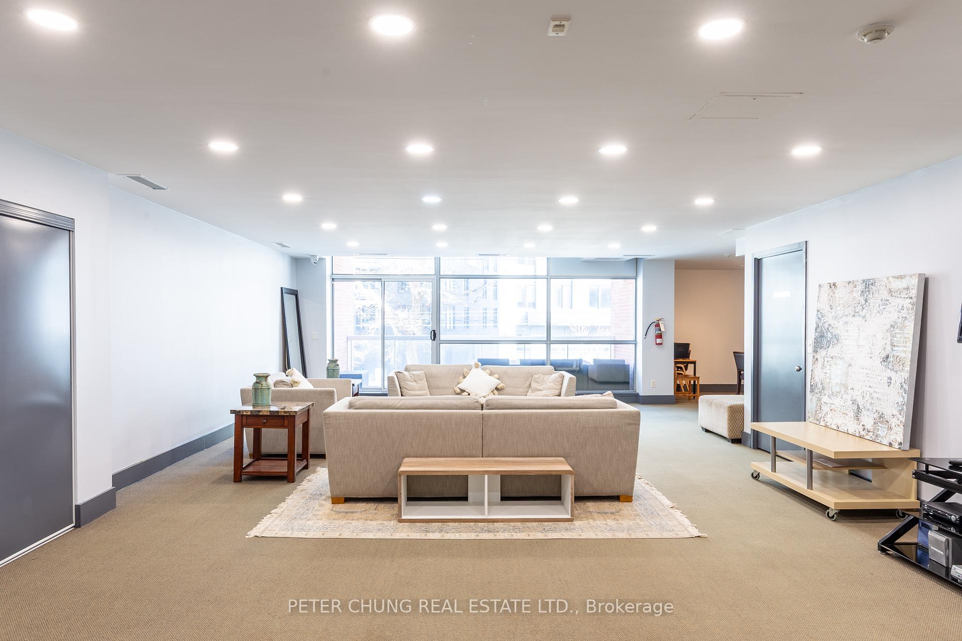 2 Bedrooms Condo at 601 Kingston,  Toronto For sale