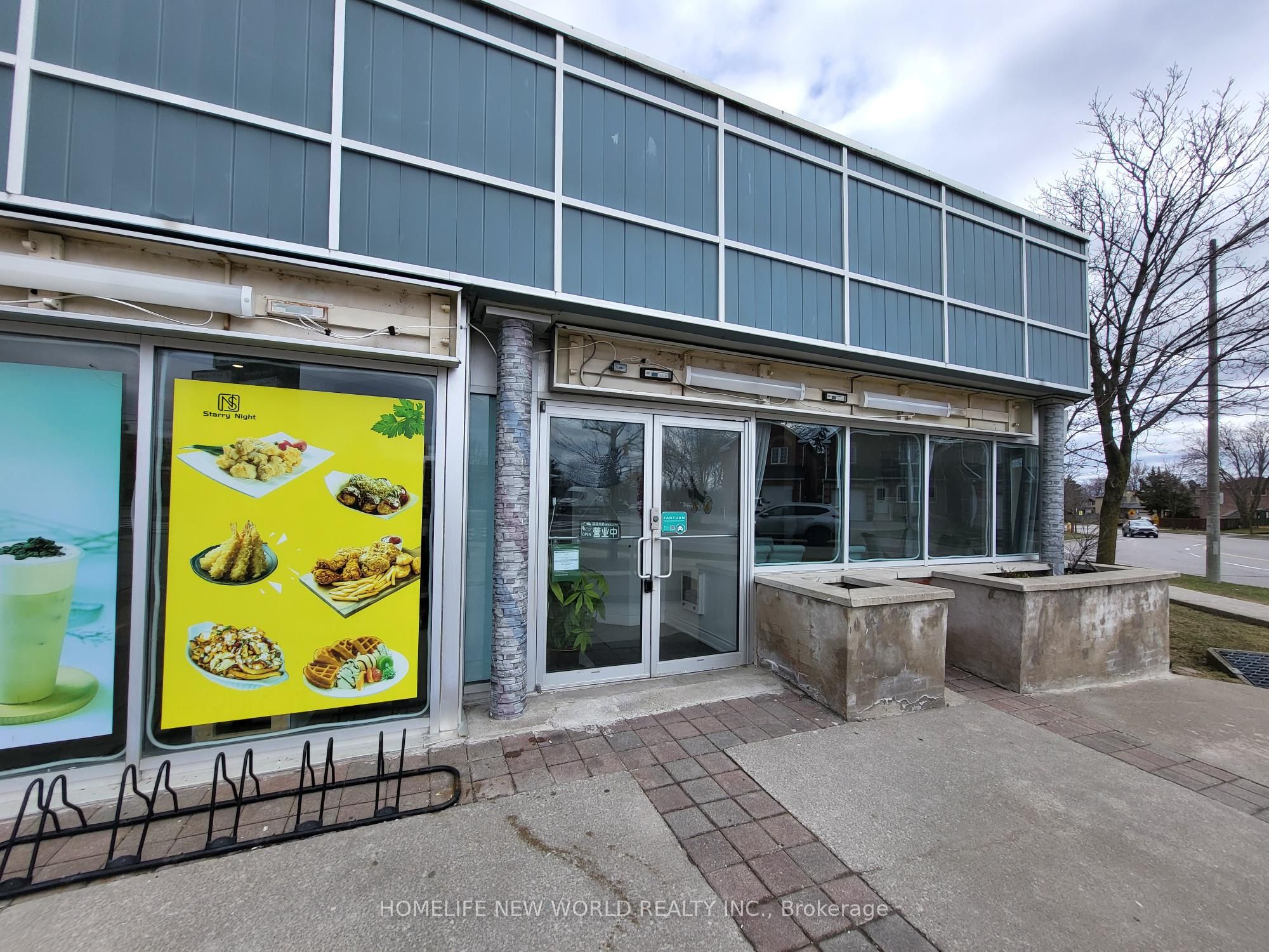 10 Fincham Avenue, #101