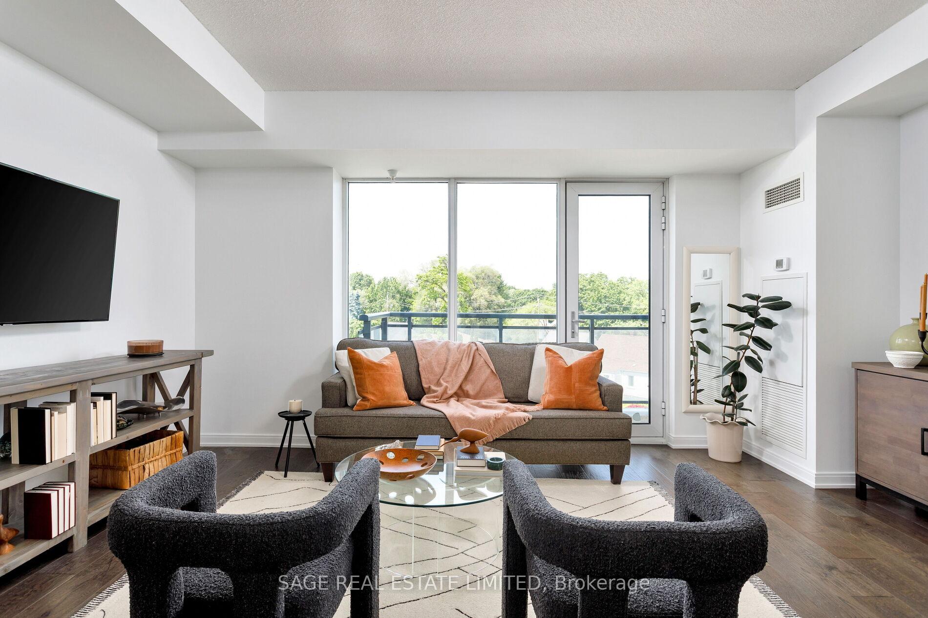 2 Bedrooms Condo at 760 The Queensway, Toronto For sale