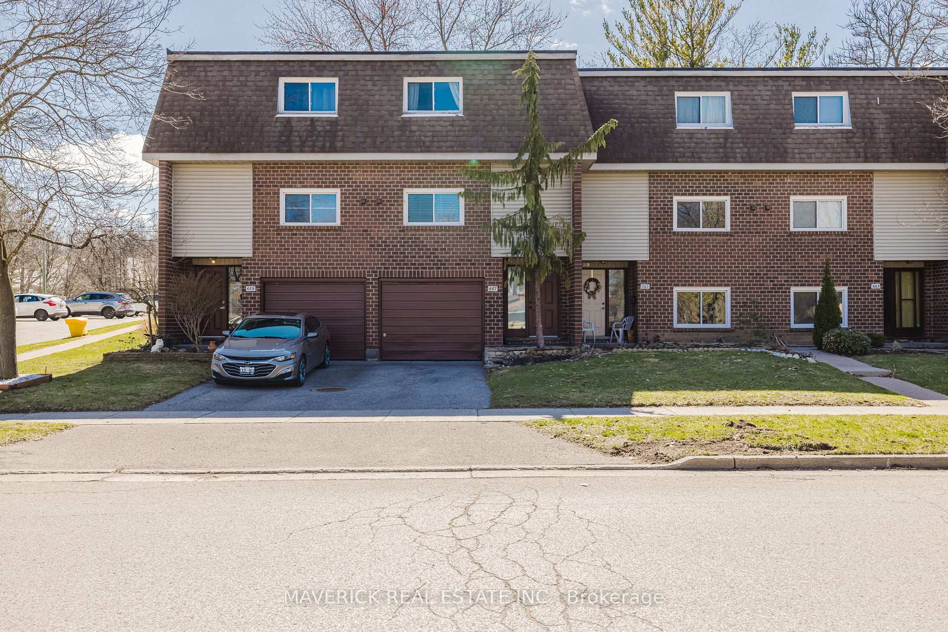 667 Griffith Street, London South, ON N6K 2S5