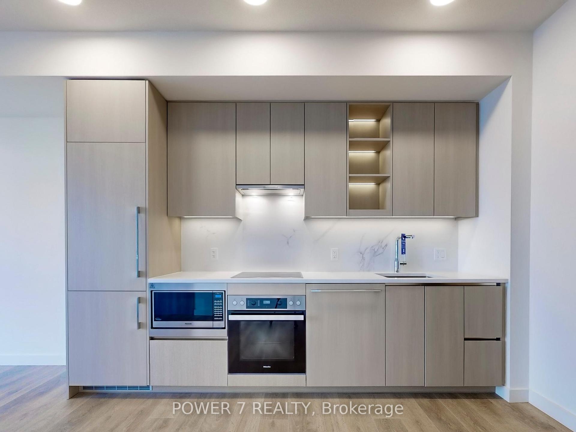1 Bedroom Condo at 27 McMahon,  Toronto For sale