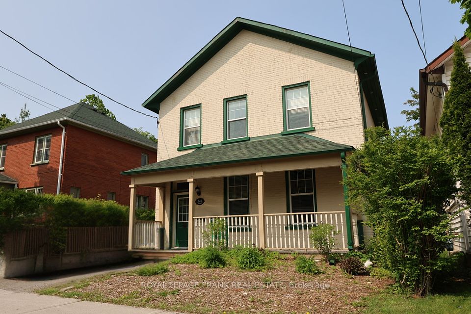 547 Waterford