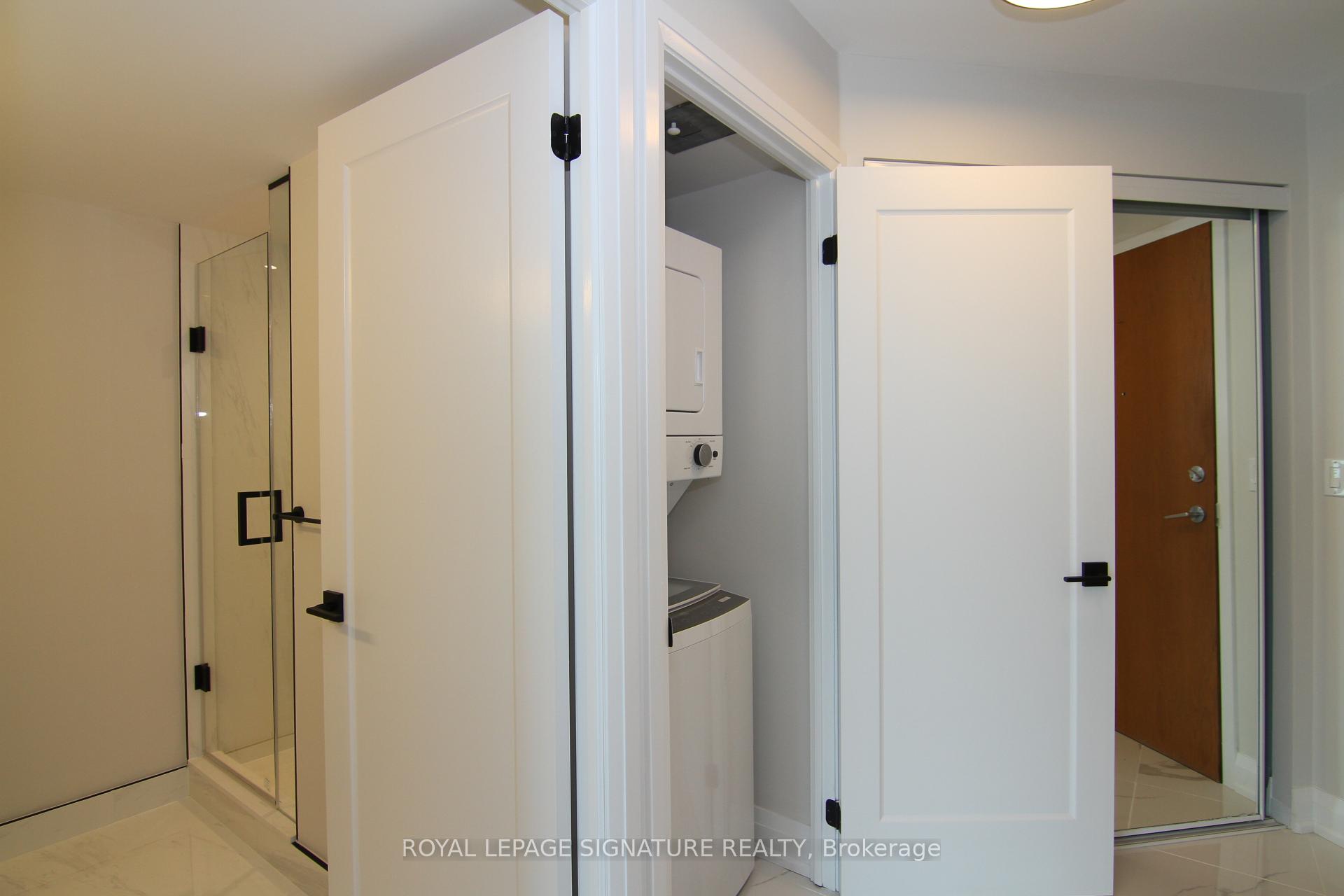 2 Bedrooms Condo at 219 Fort York,  Toronto For sale
