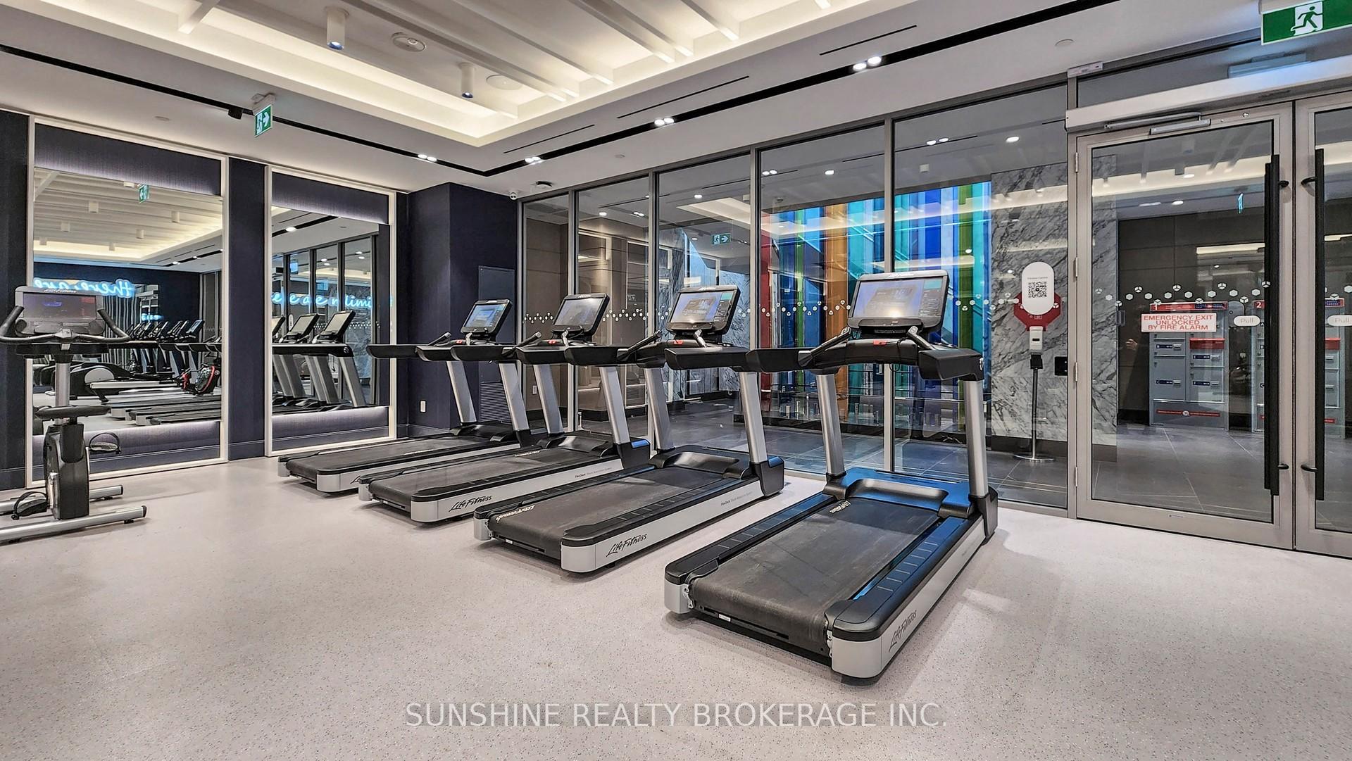 3 Bedrooms Condo at 118 Merchants’ Wharf, Toronto For sale
