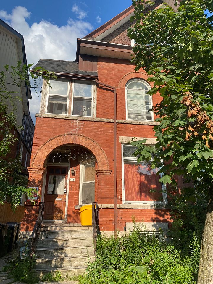 665 Dovercourt