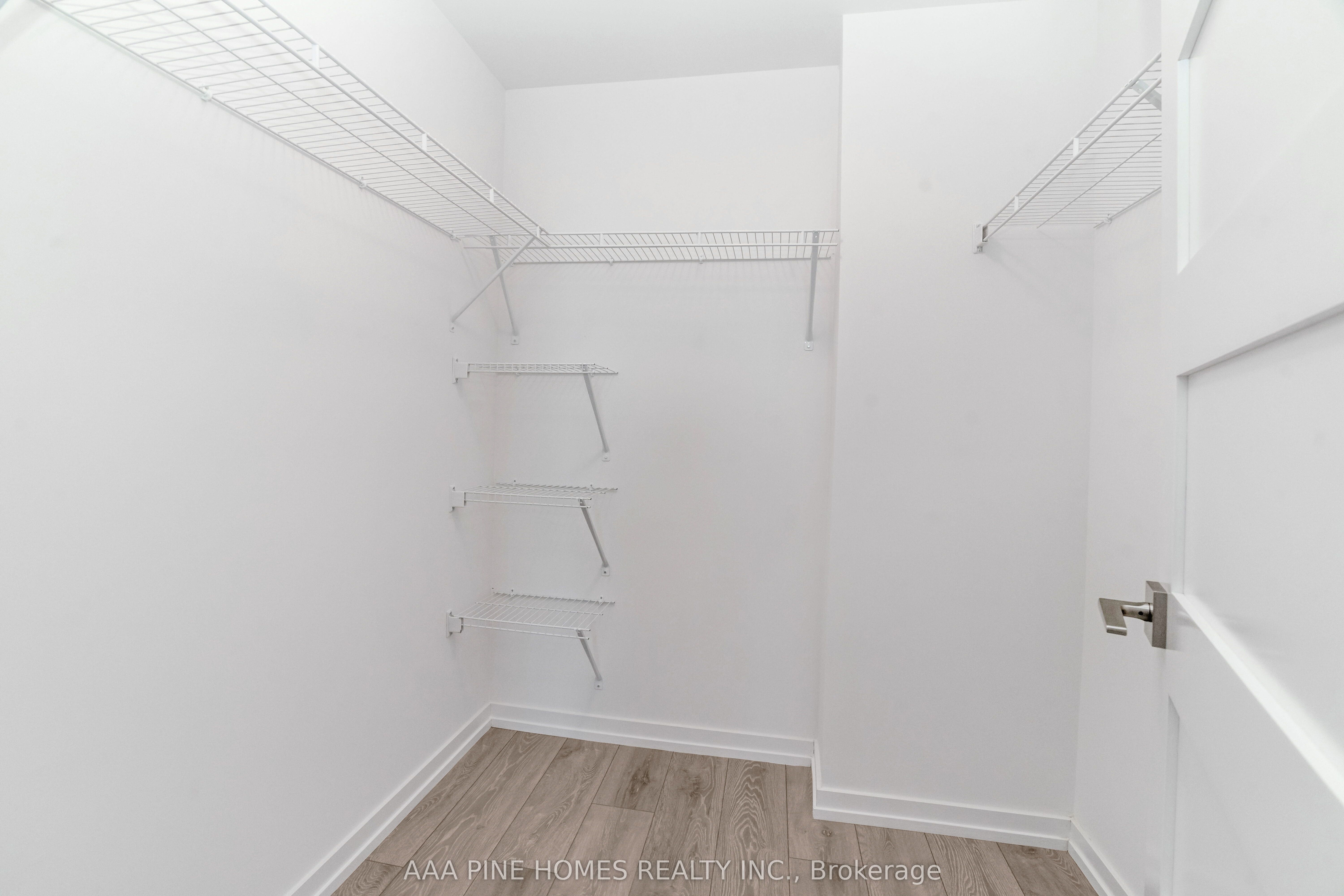 20 Lytham Green Circle, ##4