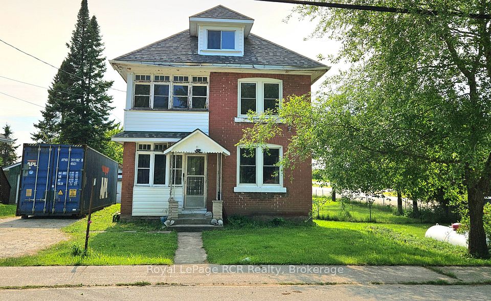 136228 Grey Road 40