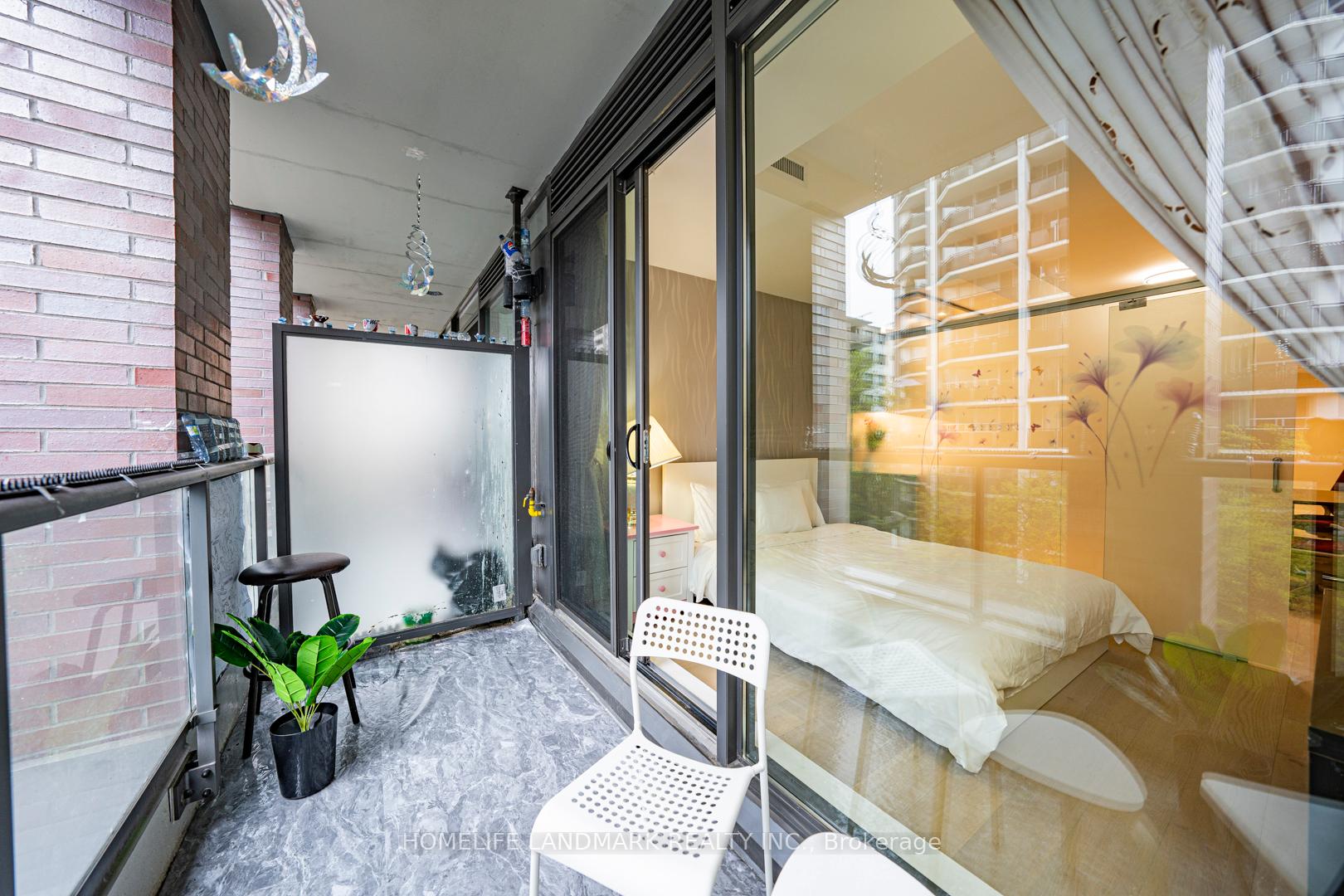 1 Bedroom Condo at 81 Wellesley, Toronto For sale