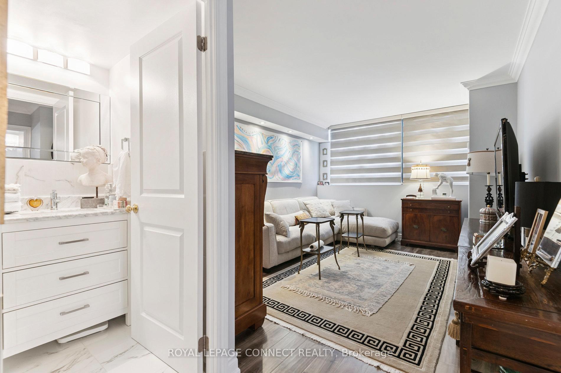 3 Bedrooms Condo at 80 Antibes, Toronto For sale