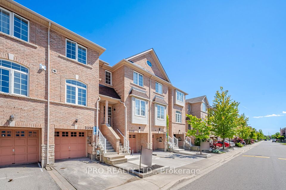 3356 Redpath Circle, Mississauga, ON L5N 8R1