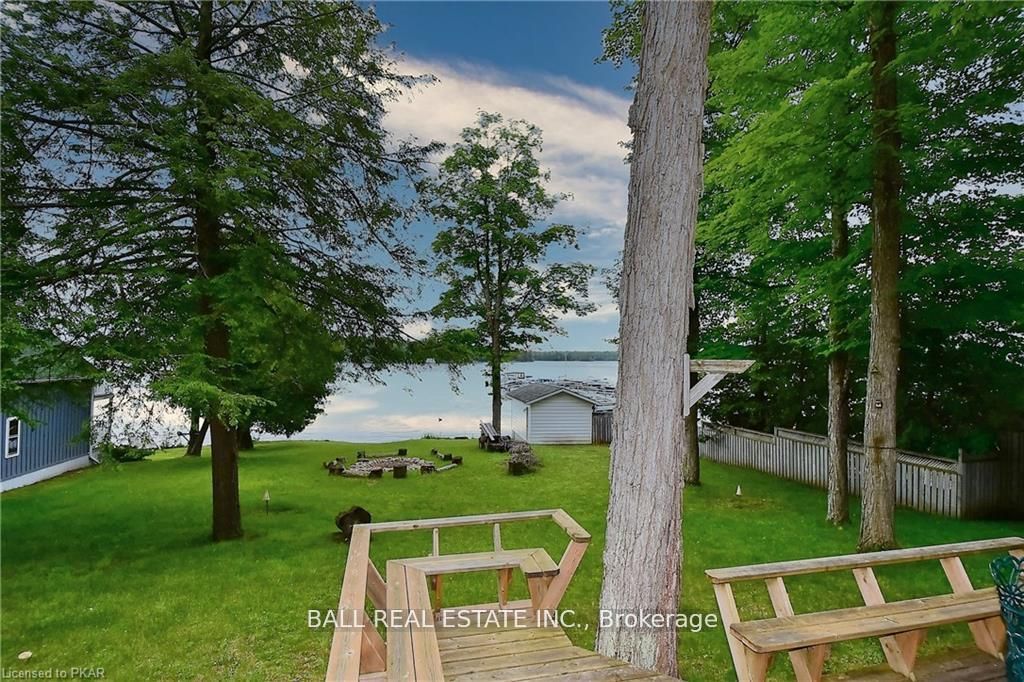 2553 Hiawatha Lane, Smith-Ennismore-Lakefield, ON K0L 2H0