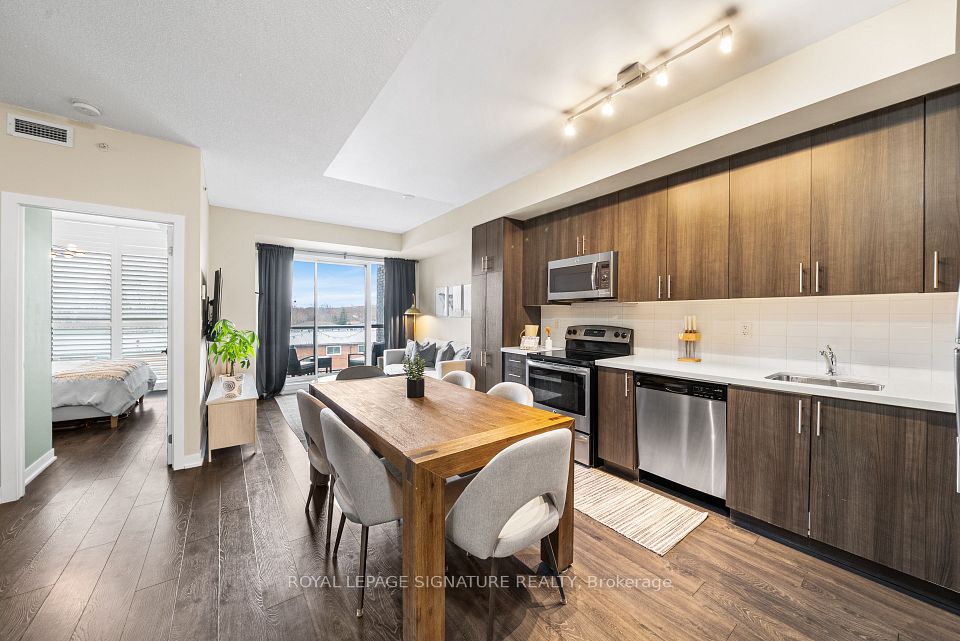 1284 Guelph